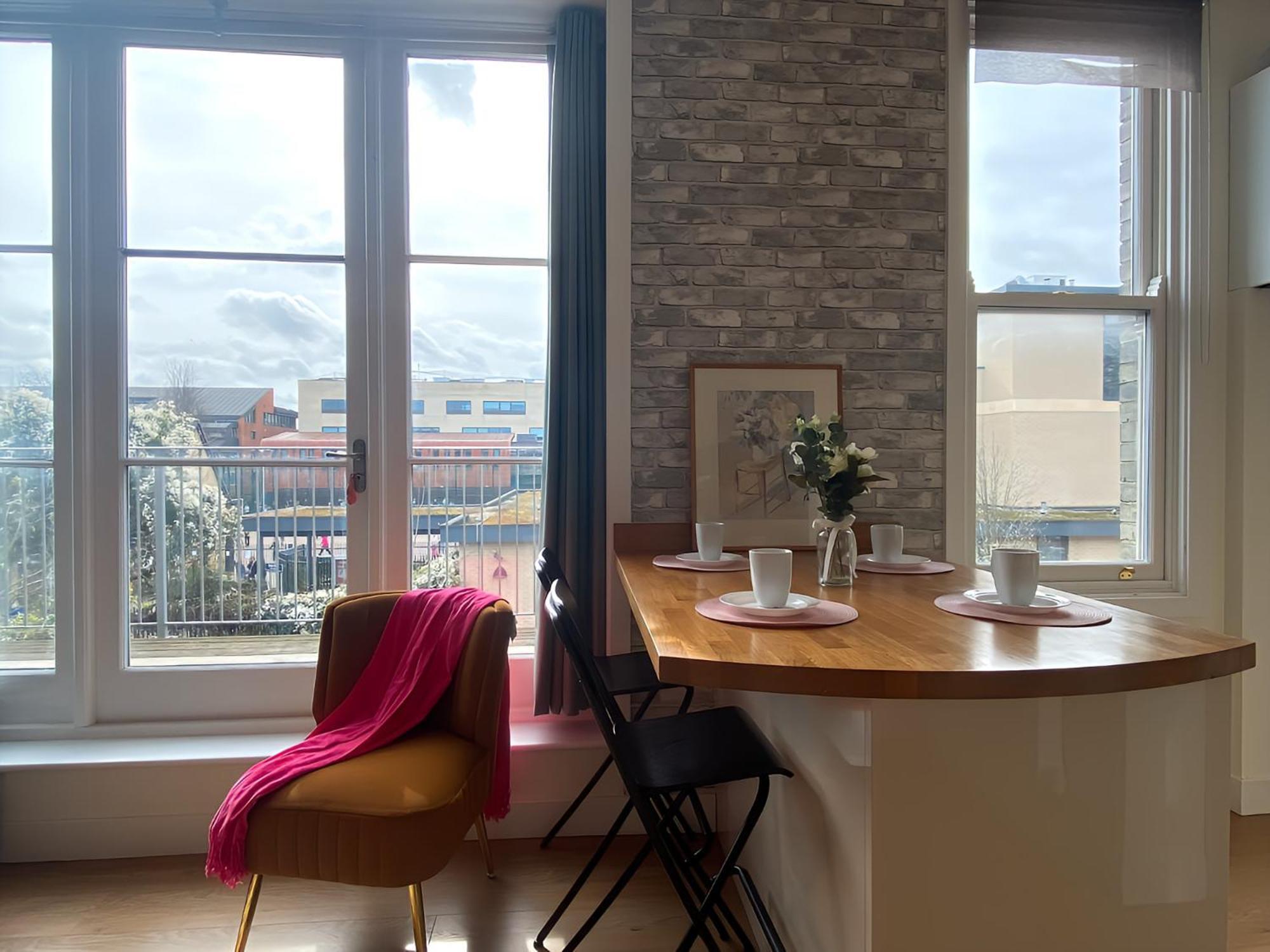 Cambridge Stays Diamond 2Br Apartment-Central-Parking-Walk To City & Train Station Zewnętrze zdjęcie